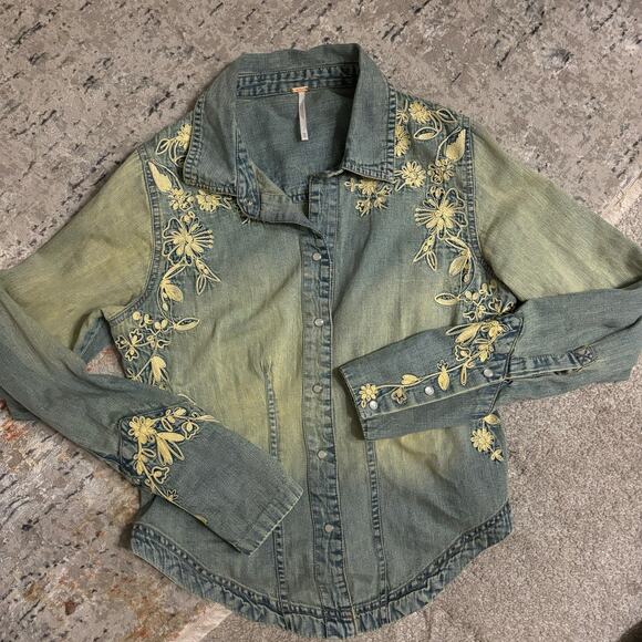 Free People Delores Denim Embroidered Button Down Top - Picture 2 of 6